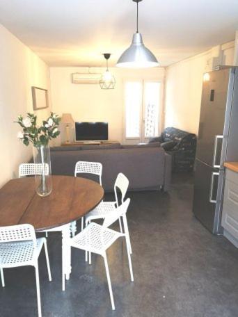 A Bon Port Apartment Mareuil-le-Port Exterior photo